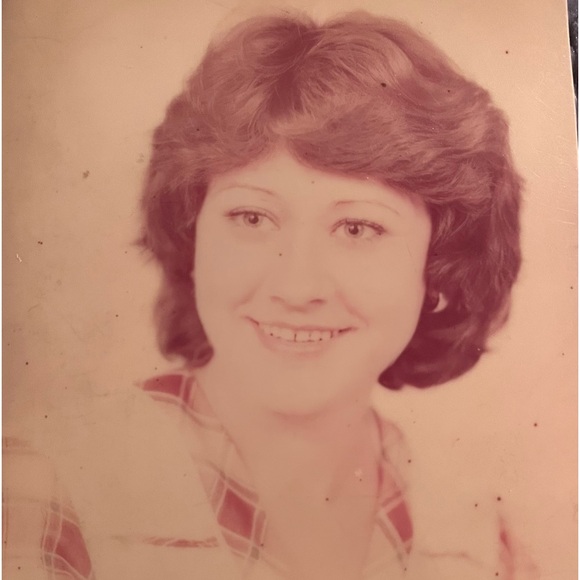 Meet your Posher, Mila - Picture 10 of 15